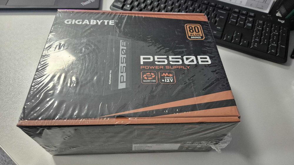Sursa Gigabyte P550B