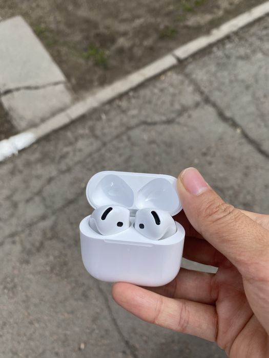 Продам air pods 4