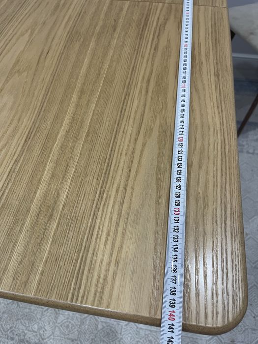 Стол со стульями