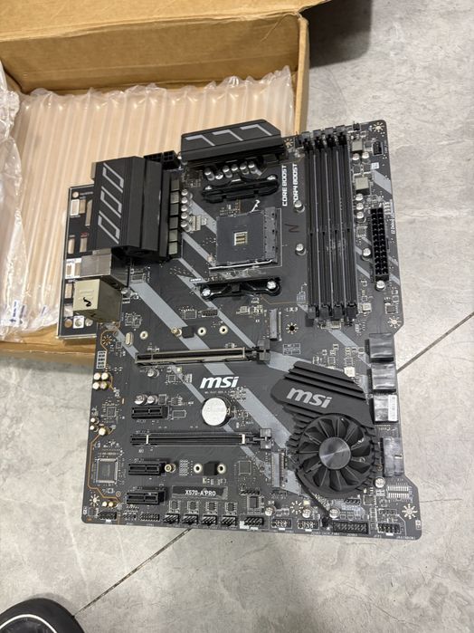 X570 AM4 материнская плата Gigabyte