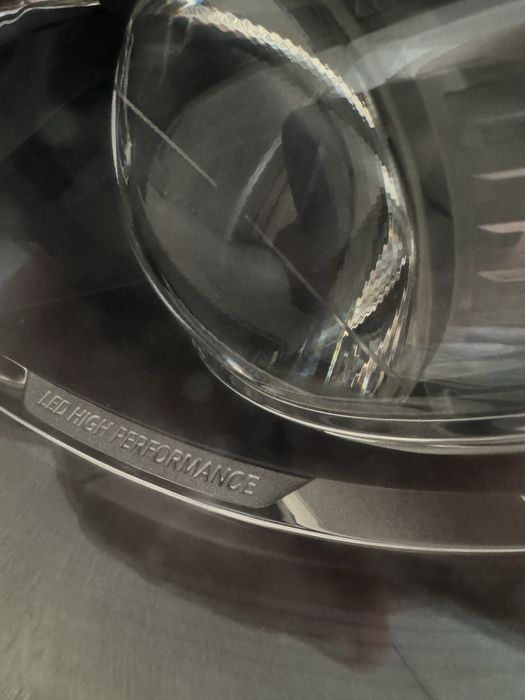 Far stânga Mercedes-Benz E-Class W213 – 2018 – LED High Performance – SUA, America