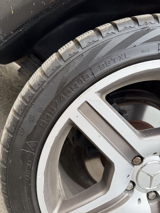 Продам резину с дисками 235/45/18