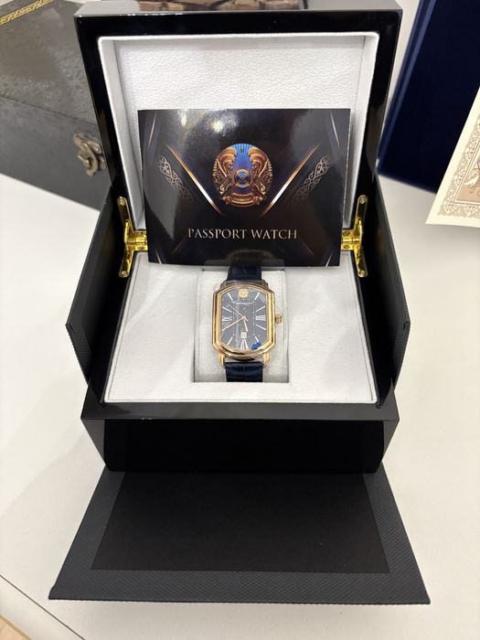 Часы бренда Empire watch