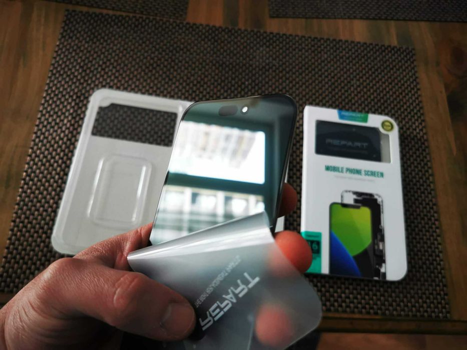 Ecran hard OLED pentru Apple iPhone 16 Pro Max display touchscreen