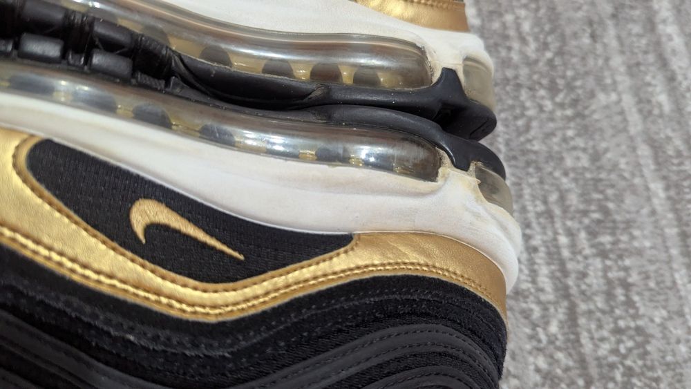 Nike air max 97 metalic gold ( Jordan new balance ugg miu miu lululemo