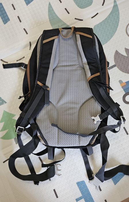 Rucsac / Ghiozdan Quechua NH100 30 litri