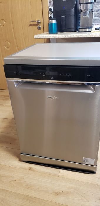 Съдомиялна висок клас WHIRLPOOL