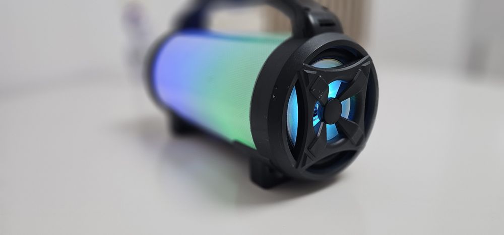Boxa portabila iDance Cyclone 400 : Bluetooth, USB, SD, intrare Mic