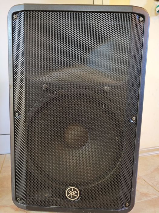 Тонколона YAMAHA DBR 15
