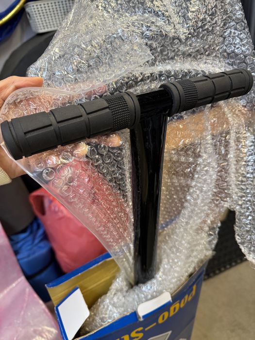 Pogo stick Kendama Bulgaria ПОГО СТИК – V200 BLACK – QU-AX POGO STICK