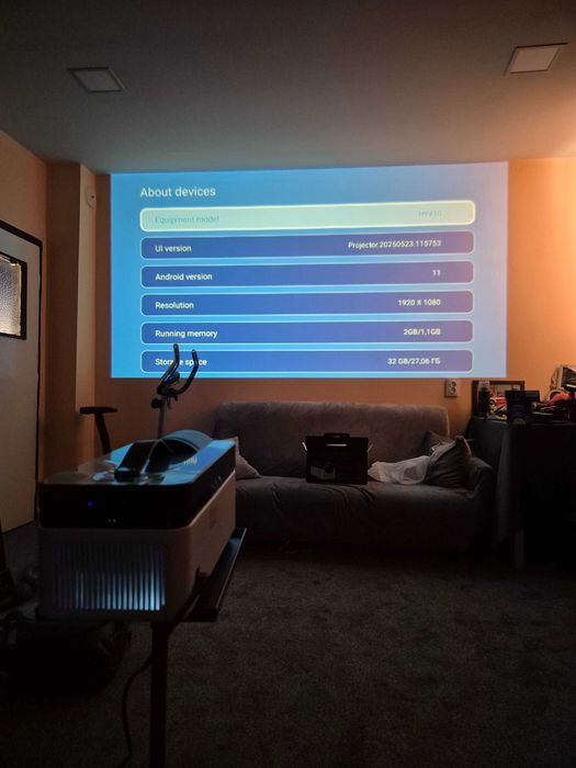 видео проектор с wifi и андройд 11.Супер резулюция ,само за 180 лева.