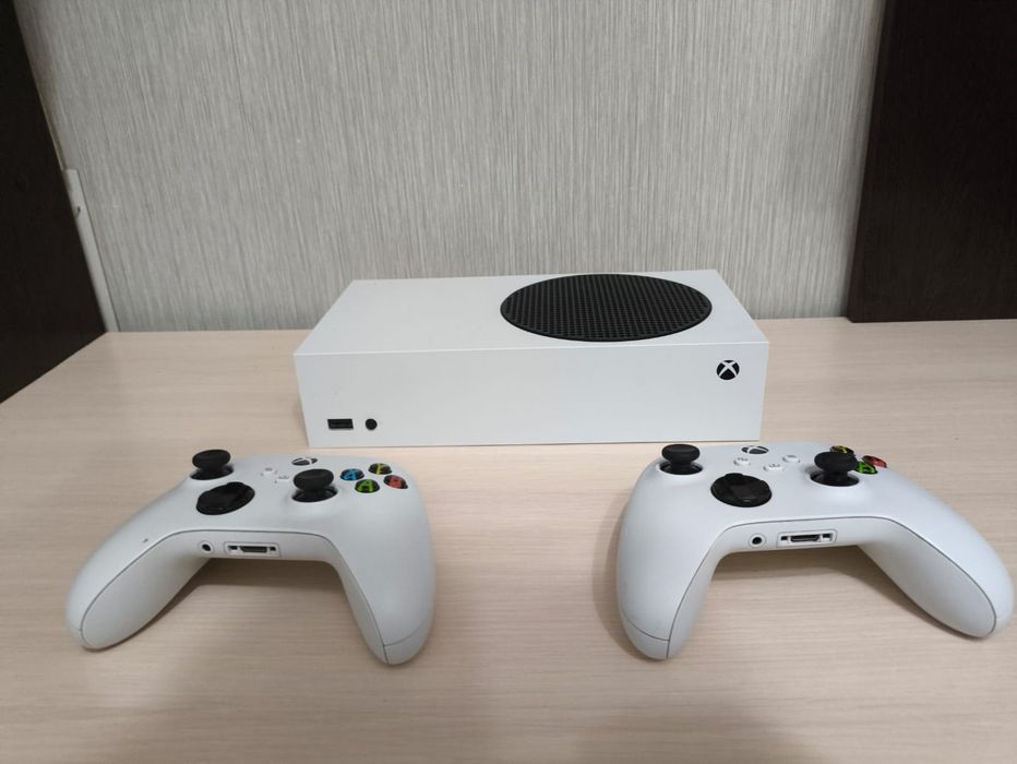 Продам Xbox series s