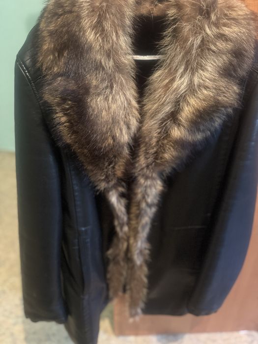 Продам мужскую дубленку