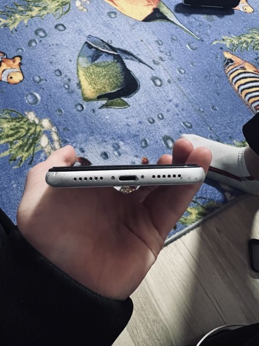 Продается идеальная iPhone XR