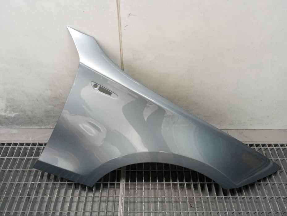Aripa Fata Dreapta BMW E81 E87 An 2003-2010 (896 (Albastru))