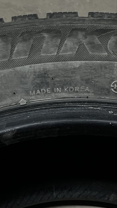 Продам зимние шины Hankook