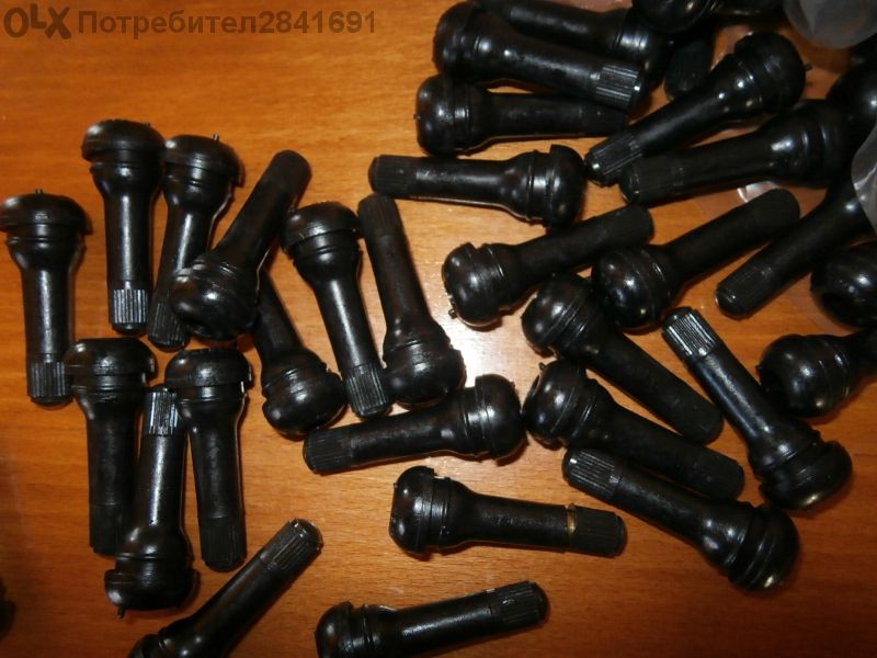 Продававам вентили за / джанти / безкамерни гуми.