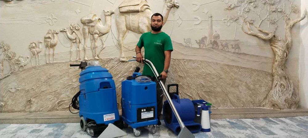 Italiya uskunalari bilan professional ximchistka. Arzon sifatli xizmat