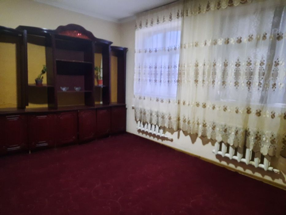 Ховли ижарага берилади срочно!