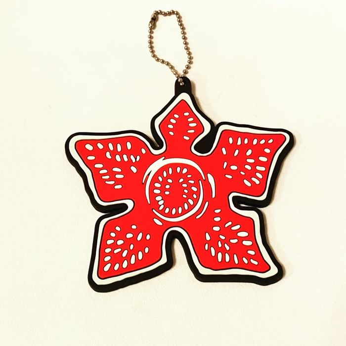 Очень странные дела Stranger  Things брелки навесы