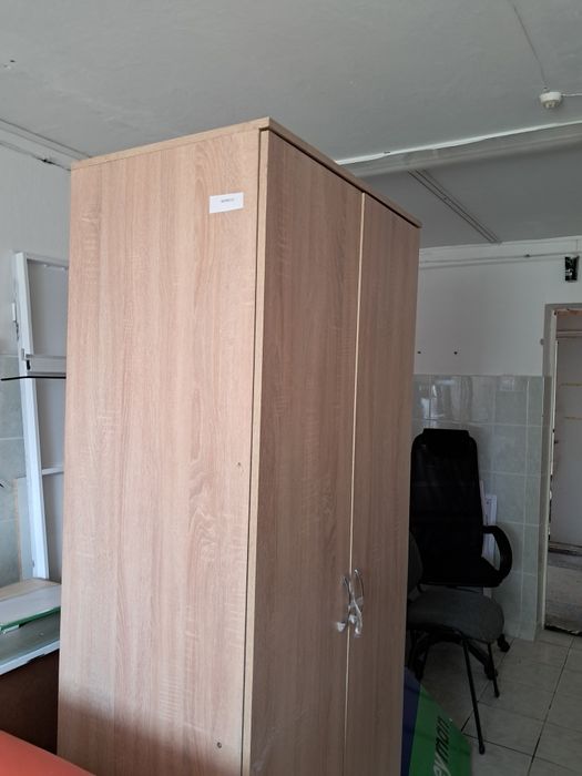 Продам шкаф для одежды