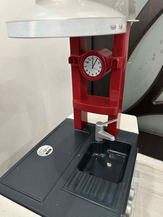 Детска Кухня Много Запазена