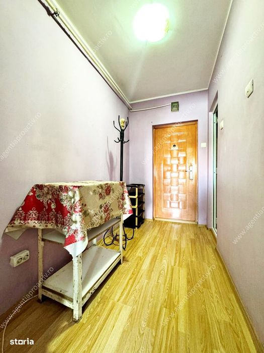 Garsoniera Tiglina 1, etaj 5, centrala termica, Str. Brailei — fotografia 3