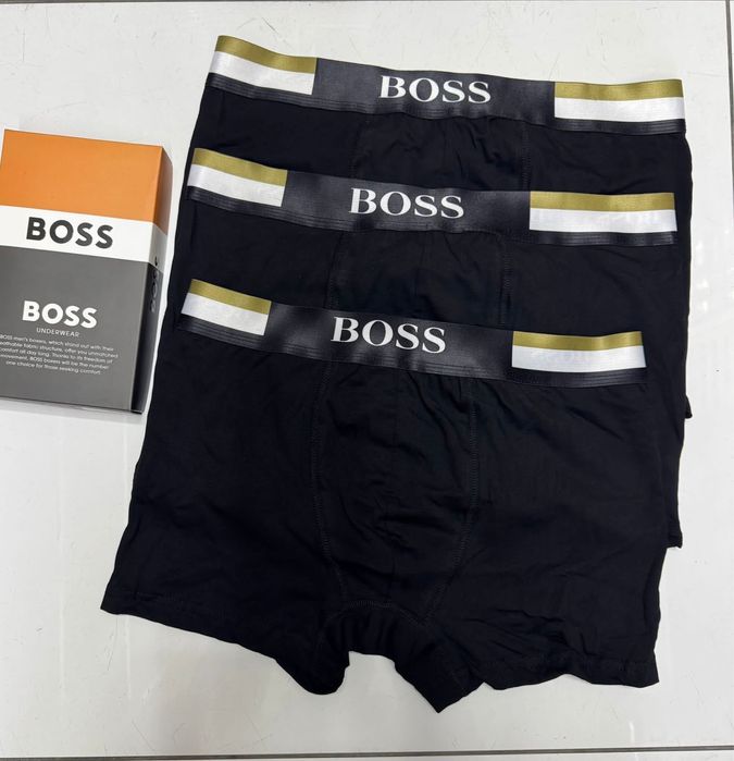 Boxeri baarbati 3 la set