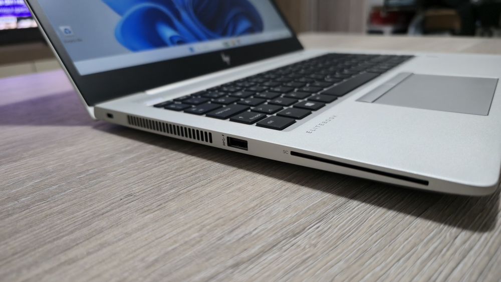 Laptop Hp Elitebook 745 G6, ryzen5, 16Gb, ssd256, 14.1Fhd, ,video 2GB