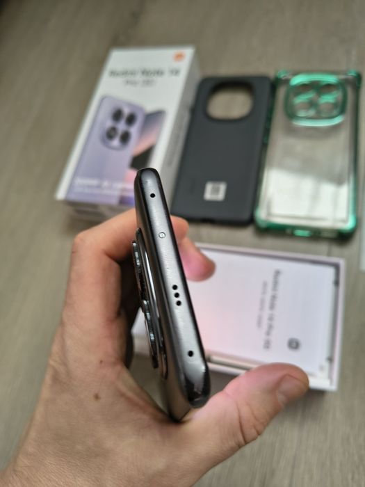 Redmi Note 14 Pro 5G, Amoled 120Hz, 200 MP AI, 8GB