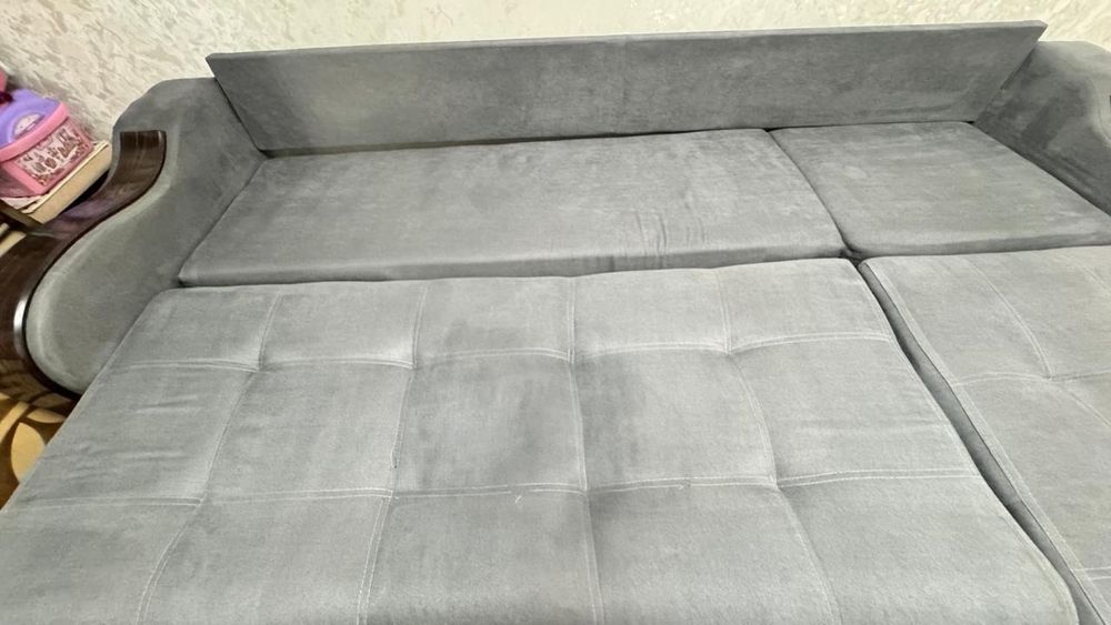 Продам диван цвет темно серый