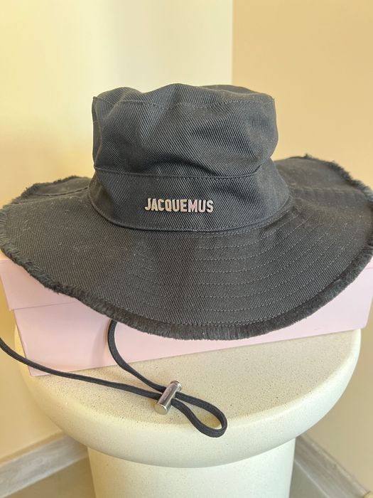 Дамска шапка JACQUEMUS