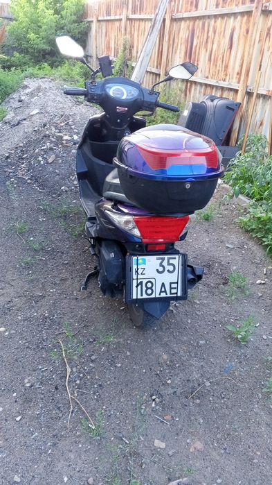 Продам скутер Х-7