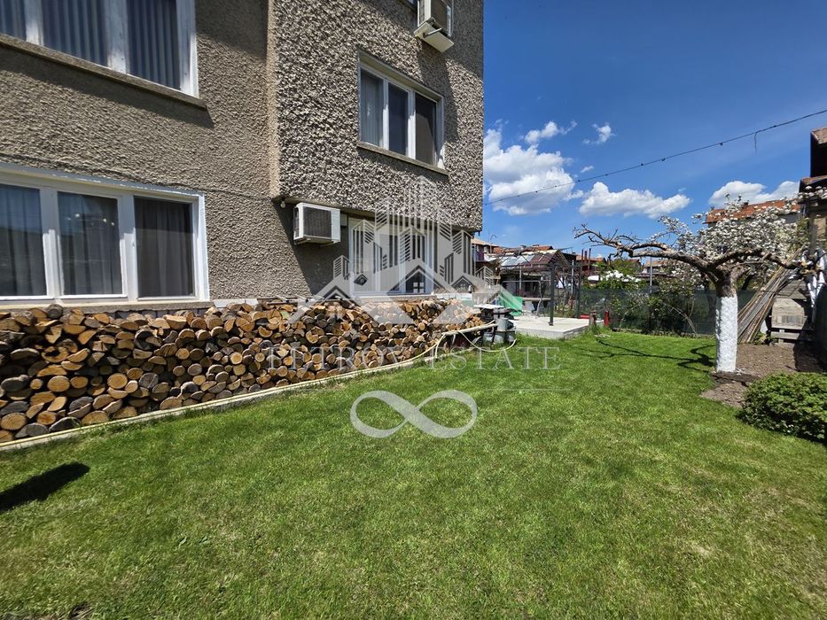 Продава се Етаж от къща в Велинград - 104 кв.м за 589 €/кв.м - Снимка #12