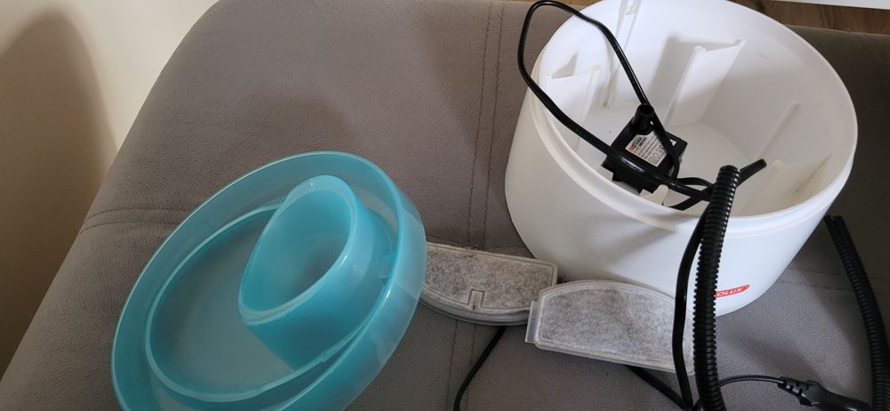 Фонтан за вода - домашни любимци