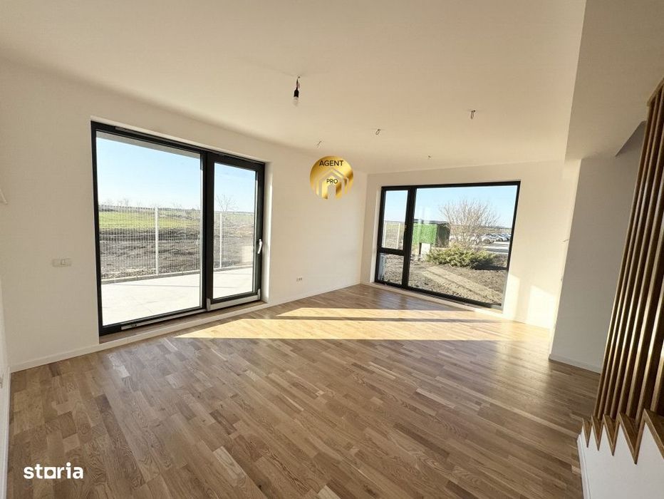 Vila P+1+M - 5 camere - Piscina in Complex, Otopeni Odaile