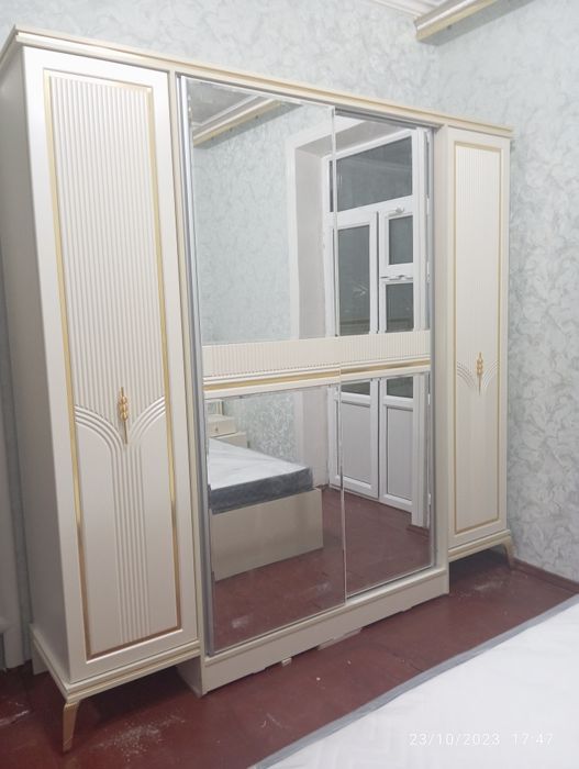 Har xil turdagi mebellarni ustanovka razborka uy koʻchirish xizmatlari