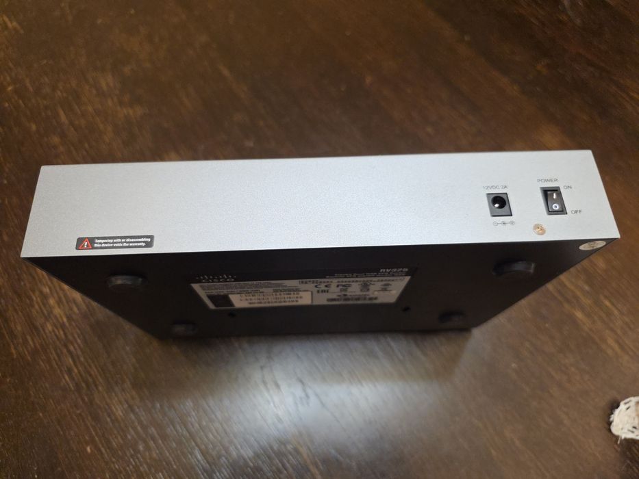 Router Cisco RV325 - dual WAN