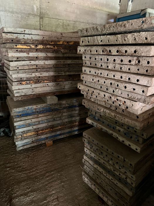 Set 88 Panouri Metalice Cofrat Stâlpi (50x300 cm) - Cofrare Rapida