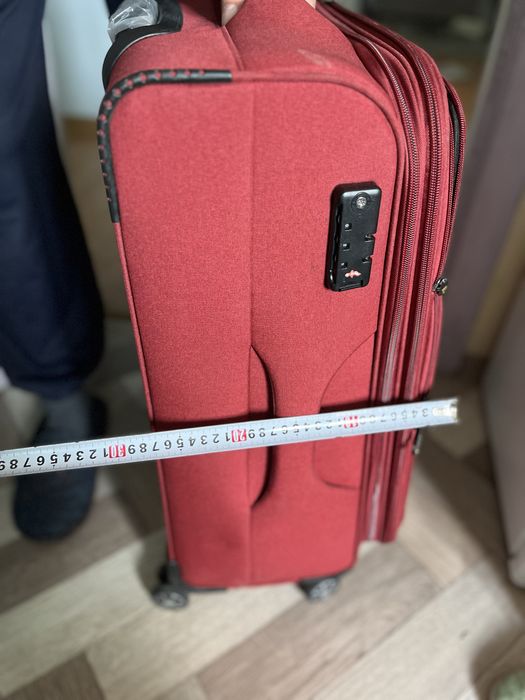 Чемодан на колесах