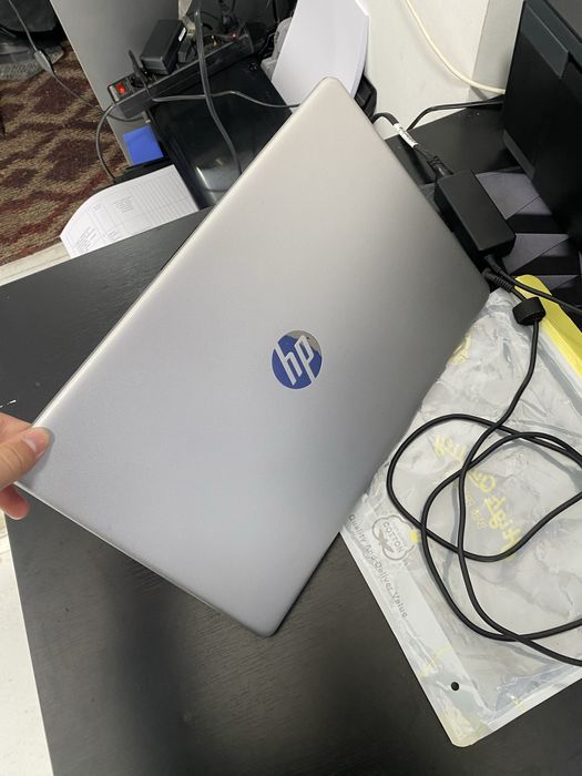 HP Laptop в идеальном состоянии