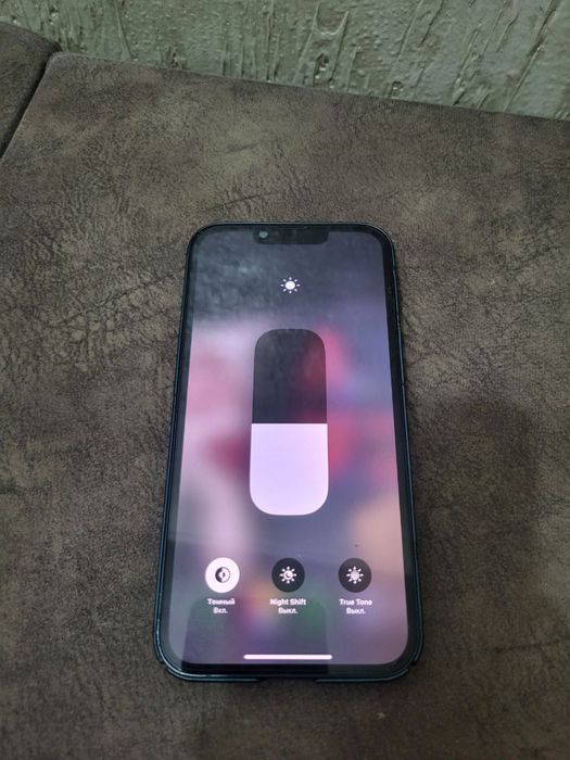 Айфон 13 в хорошем состоянии