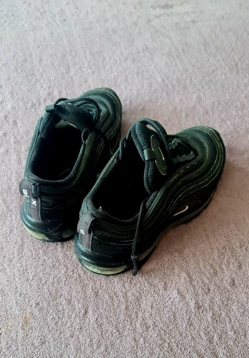 NIKE  air max номер 39