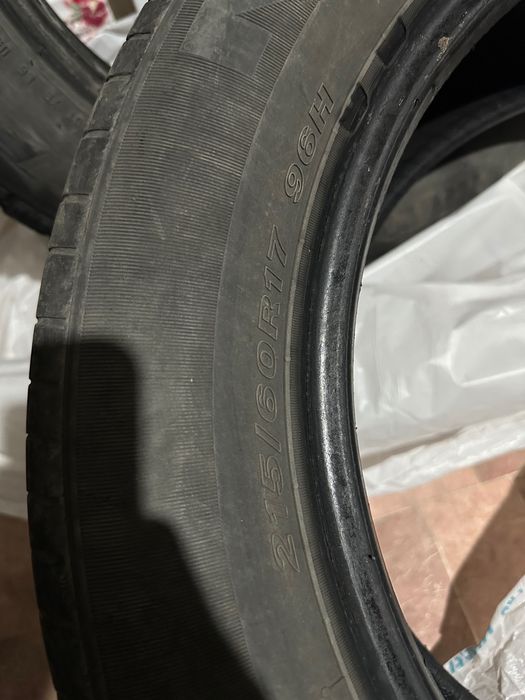 Покрышки 215/60/R17