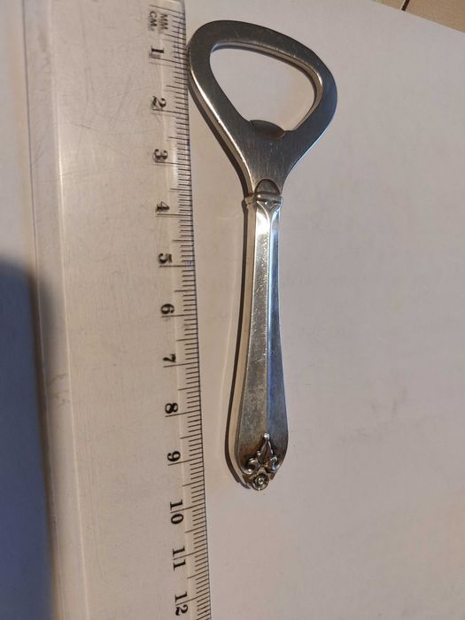 Desfăcător sticlă cu mâner argint