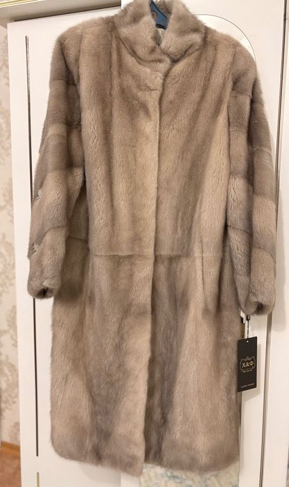 Шуба 370 тысяч новая