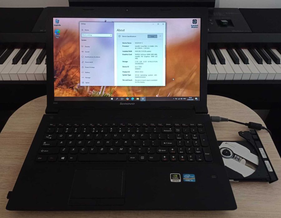 Laptop LENOVO B590 Model business cu licenta Windows Pro, senzor amprenta, DVDRW Video dedicat Nvidia GeForce, i3, SSD 256G, RAM 8G Stare foarte buna