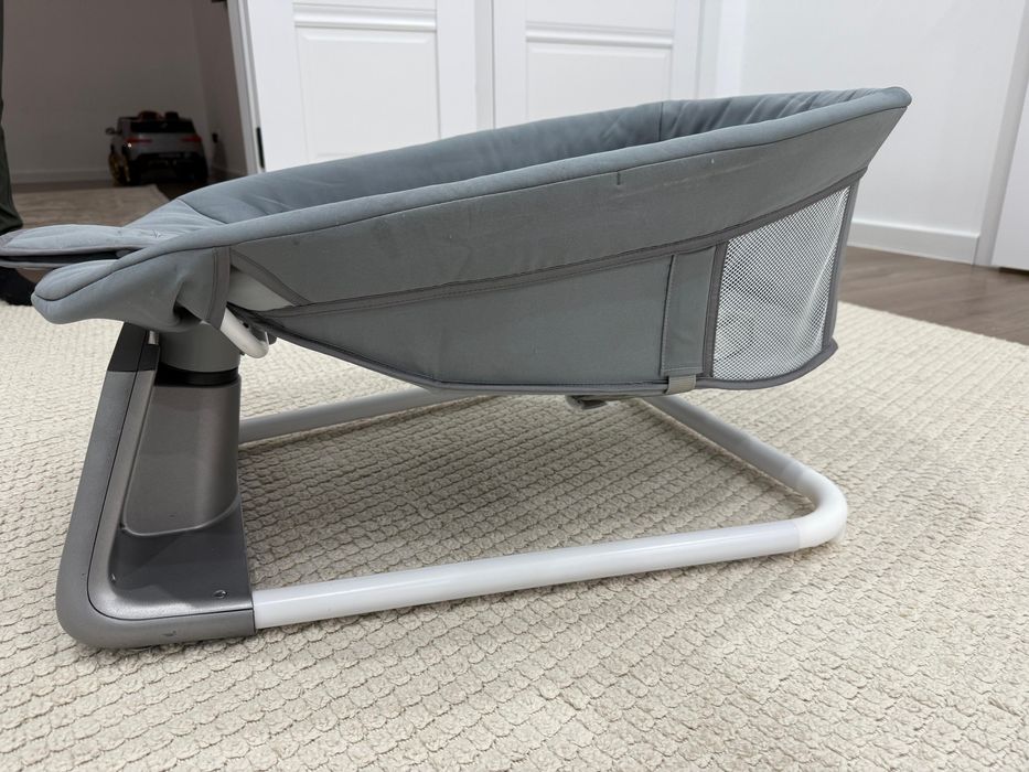 Продам б/у электрокачеля и шезлонг 2в1