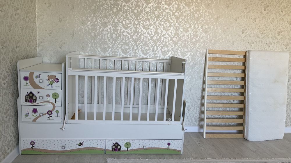 Детская кровать .