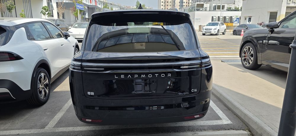 Leapmotor c16 full гибрид